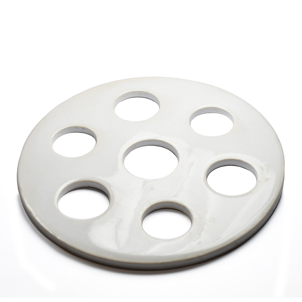 140mm Labbox premium porcelain desiccator plate